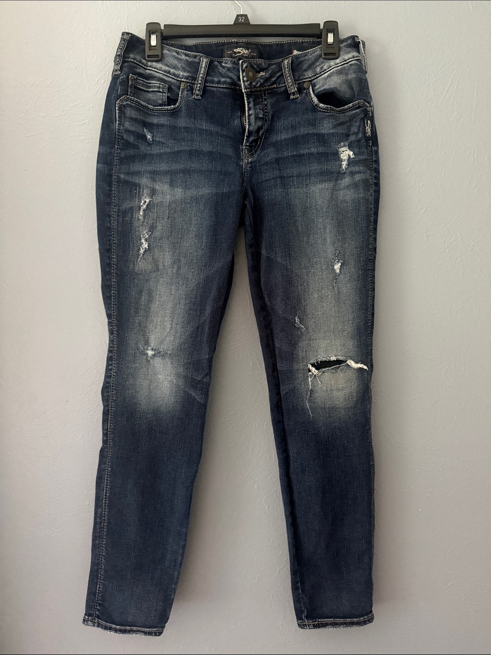 Silver Suki Mid Skinny Denimotion Distressed Jeans